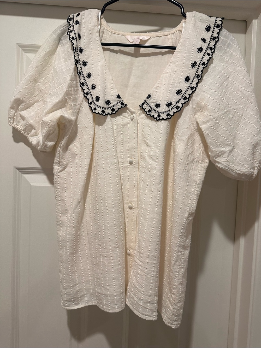 Lauren Conrad short sleeve blouse
